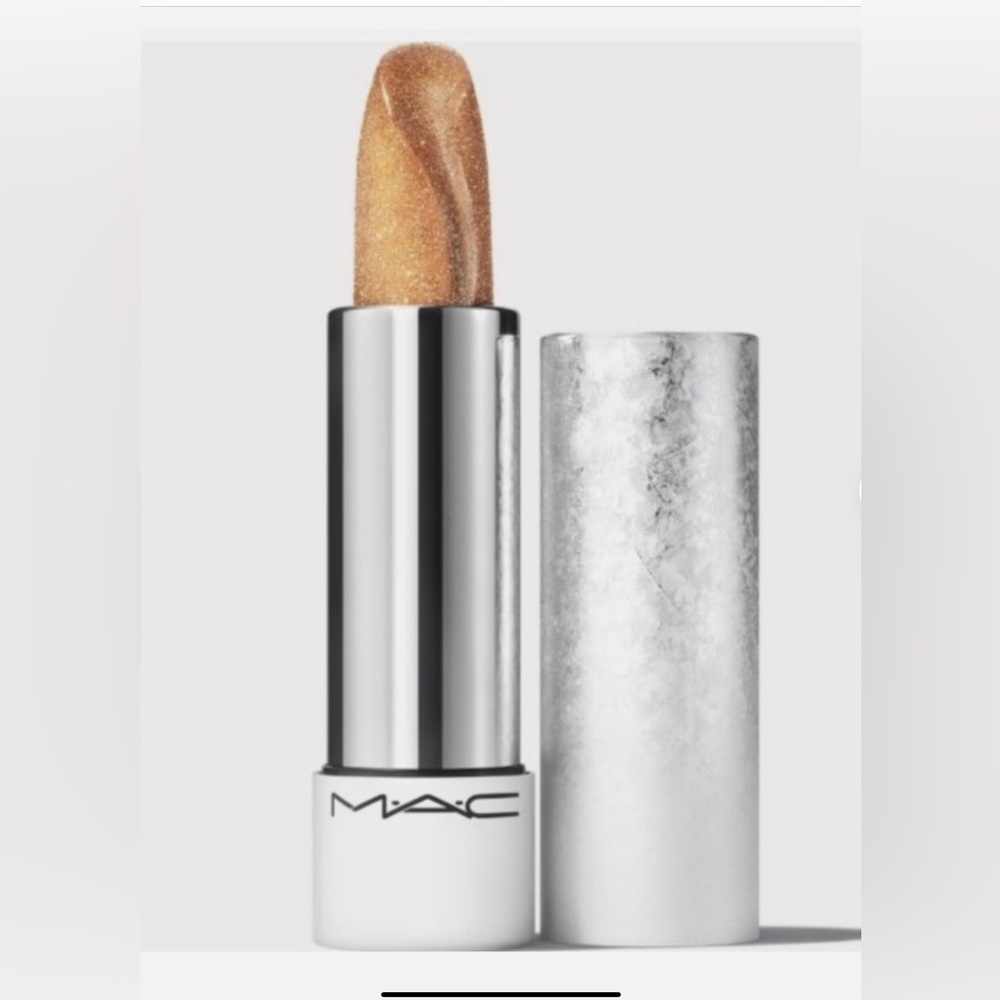 MAC Fizzy Feels Lip Balm in Taste For Bubbles - BNIB, LE & Discontinued